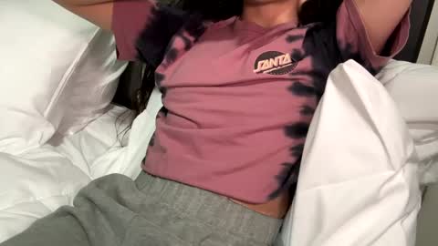 Alexis online show from January 2025 06:20:02 AM