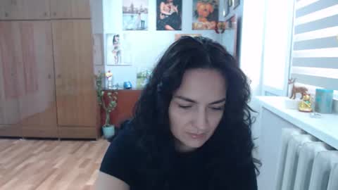 Snapshot of alexismillers chatting on September 2025 08:47:01 AM AlexisMillers online show from September 2025 08:47:01 AM