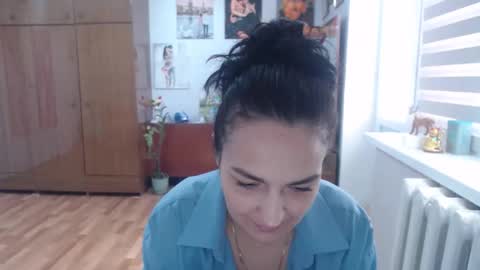 Snapshot of alexismillers chatting on September 2025 10:31:01 AM AlexisMillers online show from September 2025 10:31:01 AM