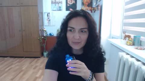 Snapshot of alexismillers chatting on October 2025 08:55:02 AM AlexisMillers online show from October 2025 08:55:02 AM