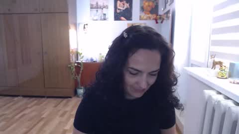 Snapshot of alexismillers chatting on October 2025 01:02:02 PM AlexisMillers online show from October 2025 01:02:02 PM