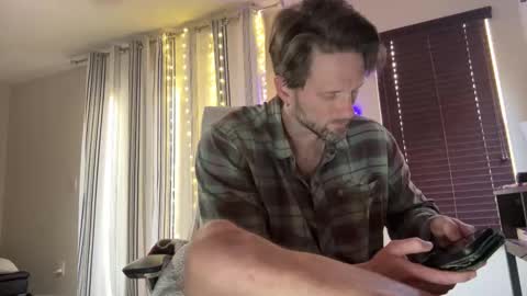 Alex Mann online show from October 2025 03:58:01 PM