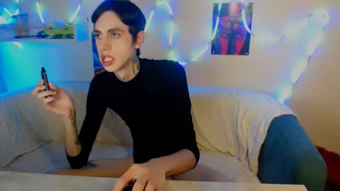 alexnaughty14 online show from October 2025 07:39:01 AM