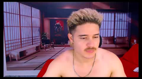 Alex online show from October 2025 07:13:01 PM