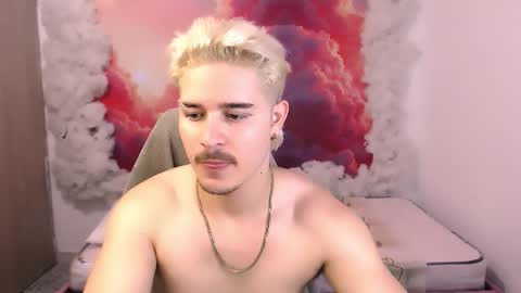 Alex online show from October 2025 07:13:02 PM