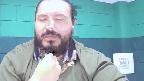 Snapshot of alextambet chatting on March 2025 01:38:02 PM alextambet online show from March 2025 01:38:02 PM