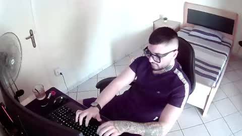 alexthepro00 online show from July 2026 01:29:02 PM