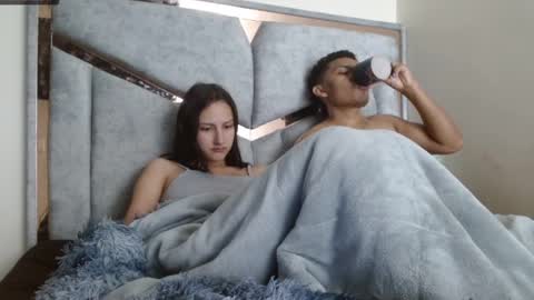 alex y luisa online show from September 2025 05:15:02 PM