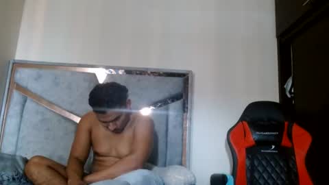 alex y luisa online show from June 2026 04:39:02 PM