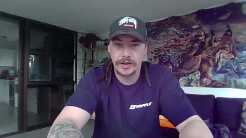 Alex online show from October 2025 03:20:01 AM