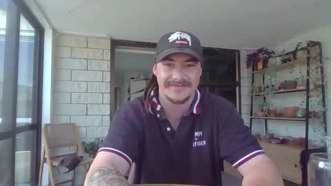 Alex online show from November 2025 10:52:01 PM