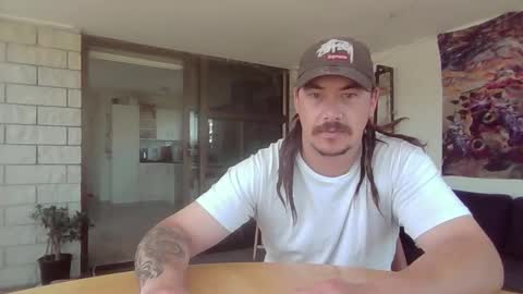 Alex online show from February 2026 11:41:02 PM