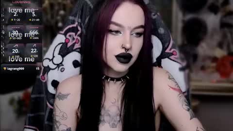 Snapshot of alexx_succubus chatting on November 2025 02:21:01 AM Alexx Succubus online show from November 2025 02:21:01 AM