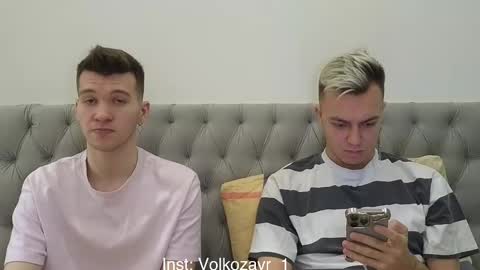 AlexDimaIgor online show from November 2025 07:38:01 PM