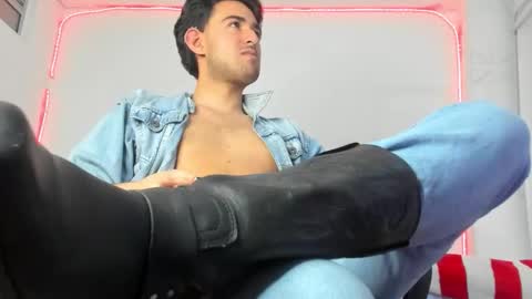 Alexander online show from March 2026 02:39:01 AM