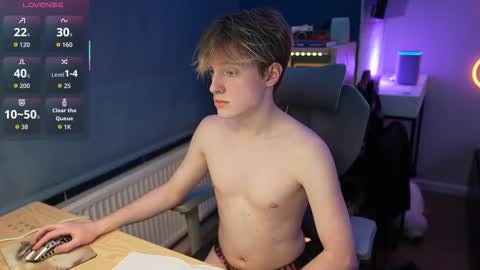 Alexycutie online show from February 2026 06:00:02 PM