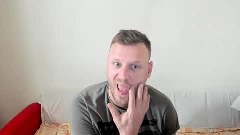 Snapshot of alexyno2020 chatting on January 2025 10:12:02 AM alexyno2022 ONLYFANS online show from January 2025 10:12:02 AM