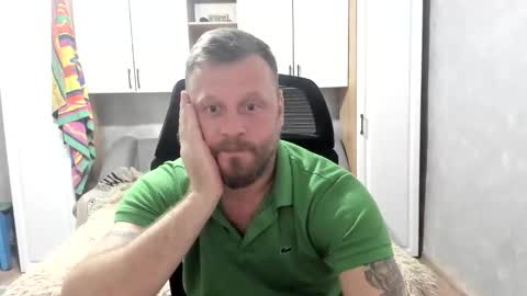 Snapshot of alexyno2020 chatting on October 2025 05:34:01 PM alexyno2022 ONLYFANS online show from October 2025 05:34:01 PM