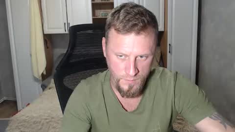 Snapshot of alexyno2020 chatting on October 2025 10:41:01 PM alexyno2022 ONLYFANS online show from October 2025 10:41:01 PM