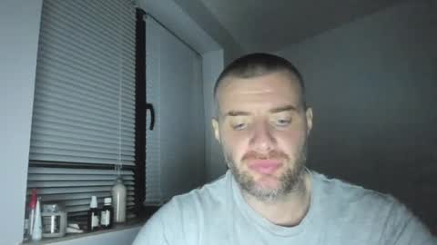 Snapshot of alfiesolomons87 chatting on February 2025 08:45:02 PM alfiesolomons87 online show from February 2025 08:45:02 PM