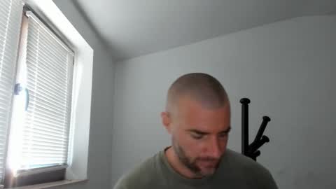 alfiesolomons87 online show from October 2025 11:57:02 AM