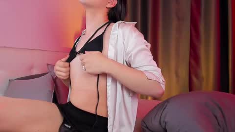 Alfreda online show from March 2025 10:44:02 AM