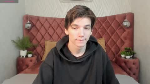 Alfred online show from October 2025 06:48:01 AM