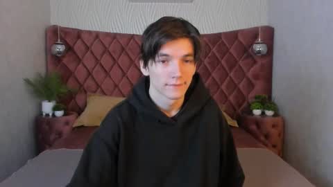 Alfred online show from November 2025 06:49:01 AM