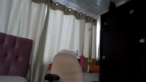 Snapshot of alia_lombardi chatting on December 2024 03:50:02 PM Alia Anjali online show from December 2024 03:50:02 PM