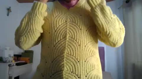 Snapshot of alia_lombardi chatting on January 2025 04:03:01 PM Alia Anjali online show from January 2025 04:03:01 PM