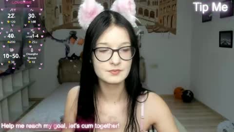 Alica online show from November 2025 12:18:01 PM