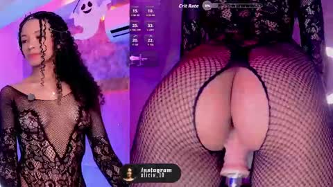 Snapshot of aliccecooper chatting on October 2025 10:49:01 AM alicia online show from October 2025 10:49:01 AM