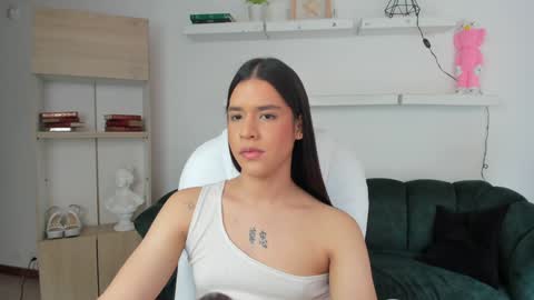 Snapshot of alice23jones chatting on December 2024 08:07:02 PM Alice online show from December 2024 08:07:02 PM