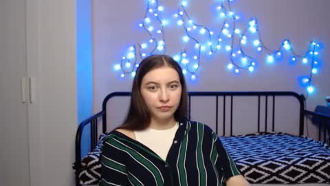 Snapshot of alice_________________________ chatting on December 2024 01:35:02 PM Alice online show from December 2024 01:35:02 PM