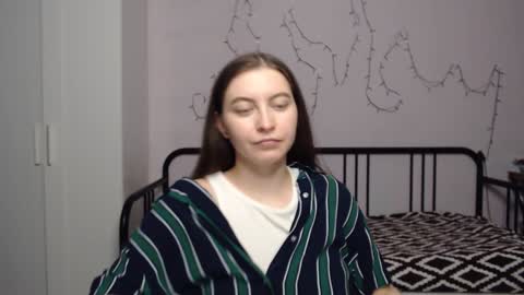 Snapshot of alice_________________________ chatting on December 2024 05:59:01 PM Alice online show from December 2024 05:59:01 PM