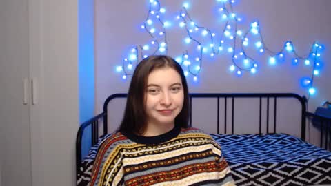 Snapshot of alice_________________________ chatting on December 2024 03:32:01 AM Alice online show from December 2024 03:32:01 AM