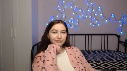 Snapshot of alice_________________________ chatting on December 2024 06:02:02 PM Alice online show from December 2024 06:02:02 PM