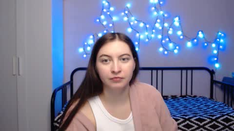 Snapshot of alice_________________________ chatting on December 2024 06:17:02 PM Alice online show from December 2024 06:17:02 PM