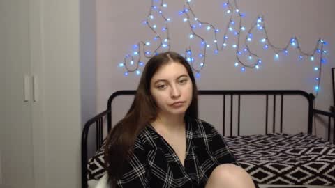 Snapshot of alice_________________________ chatting on January 2025 11:02:01 PM Alice online show from January 2025 11:02:01 PM