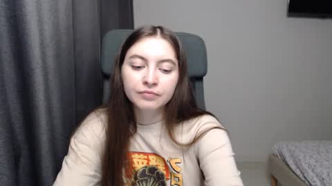 Snapshot of alice_________________________ chatting on February 2025 06:33:01 PM Alice online show from February 2025 06:33:01 PM