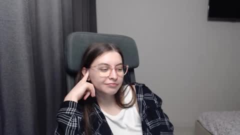 Snapshot of alice_________________________ chatting on February 2025 10:21:02 PM Alice online show from February 2025 10:21:02 PM