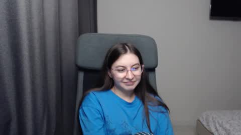 Snapshot of alice_________________________ chatting on February 2025 11:48:02 PM Alice online show from February 2025 11:48:02 PM