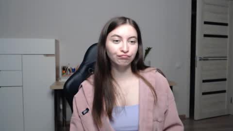 Snapshot of alice_________________________ chatting on March 2025 09:48:02 PM Alice online show from March 2025 09:48:02 PM