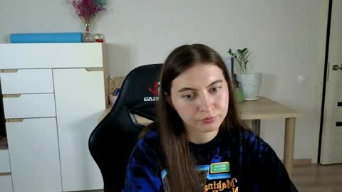 Snapshot of alice_________________________ chatting on September 2025 04:29:02 PM Alice online show from September 2025 04:29:02 PM