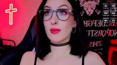 Snapshot of alice___mistress chatting on July 2026 08:55:02 PM Miss Alice online show from July 2026 08:55:02 PM