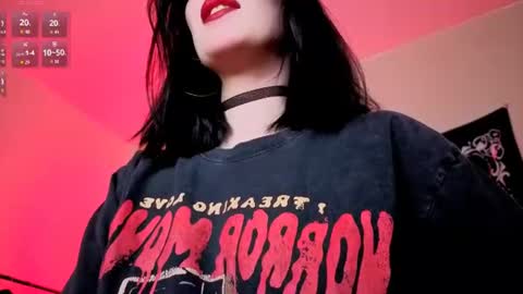 Snapshot of alice___mistress chatting on July 2026 10:52:01 PM Miss Alice online show from July 2026 10:52:01 PM