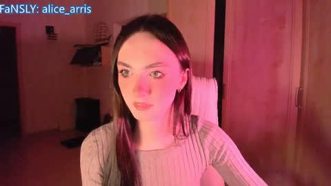 Alice Aris online show from April 2026 05:37:01 PM