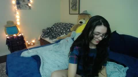 Alice Asks online show from September 2025 04:56:01 AM