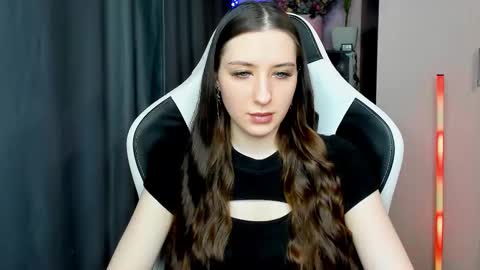 Snapshot of alice_bailey chatting on October 2025 12:50:01 PM Alice online show from October 2025 12:50:01 PM