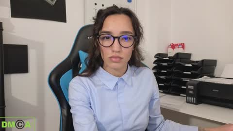 A R Y A  T I A online show from January 2025 03:33:02 PM